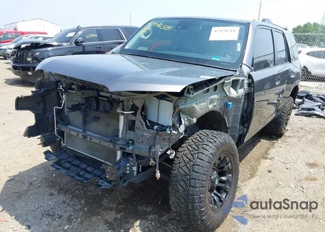 2021 Toyota 4Runner Sr5/Sr5 Premium/Venture/Trail/Limited Night Shade/Trd Off Road/Trd Off Road Premium/Trd Pro z USA, uszkodzony, nr VIN JTENU5JR5M5845189